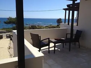 Sunrise By The Sea Villa *