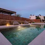 Sunrise By The Sea Villa *