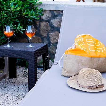 Vila Sunrise By The Sea Kiotari