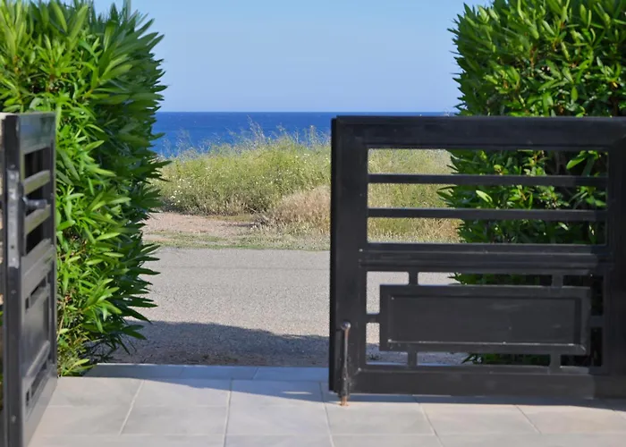 Sunrise By The Sea *