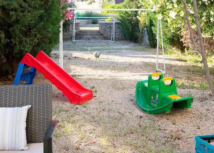 Villa Sunrise By The Sea *