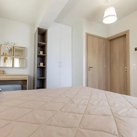 Sunrise By The Sea Villa *